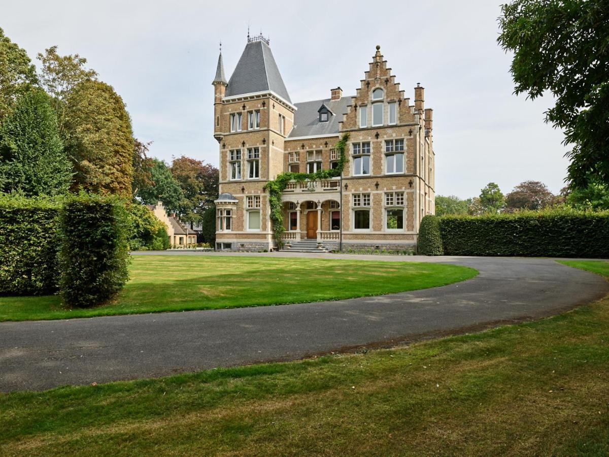 Boutique Hotel Ter Wallen Izegem Eksteriør bilde